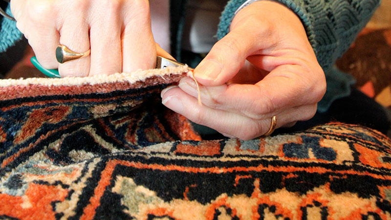 ترمیم و بازسازی فرشهای آسیبدیده